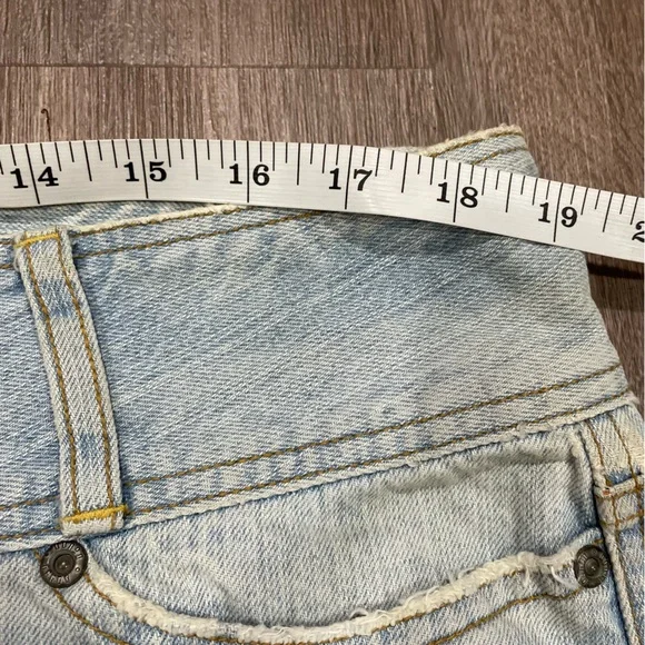 Bongo Y2K Light Wash Denim Mini Skirt Size 17 90s 2000s - Picture 8 of 11